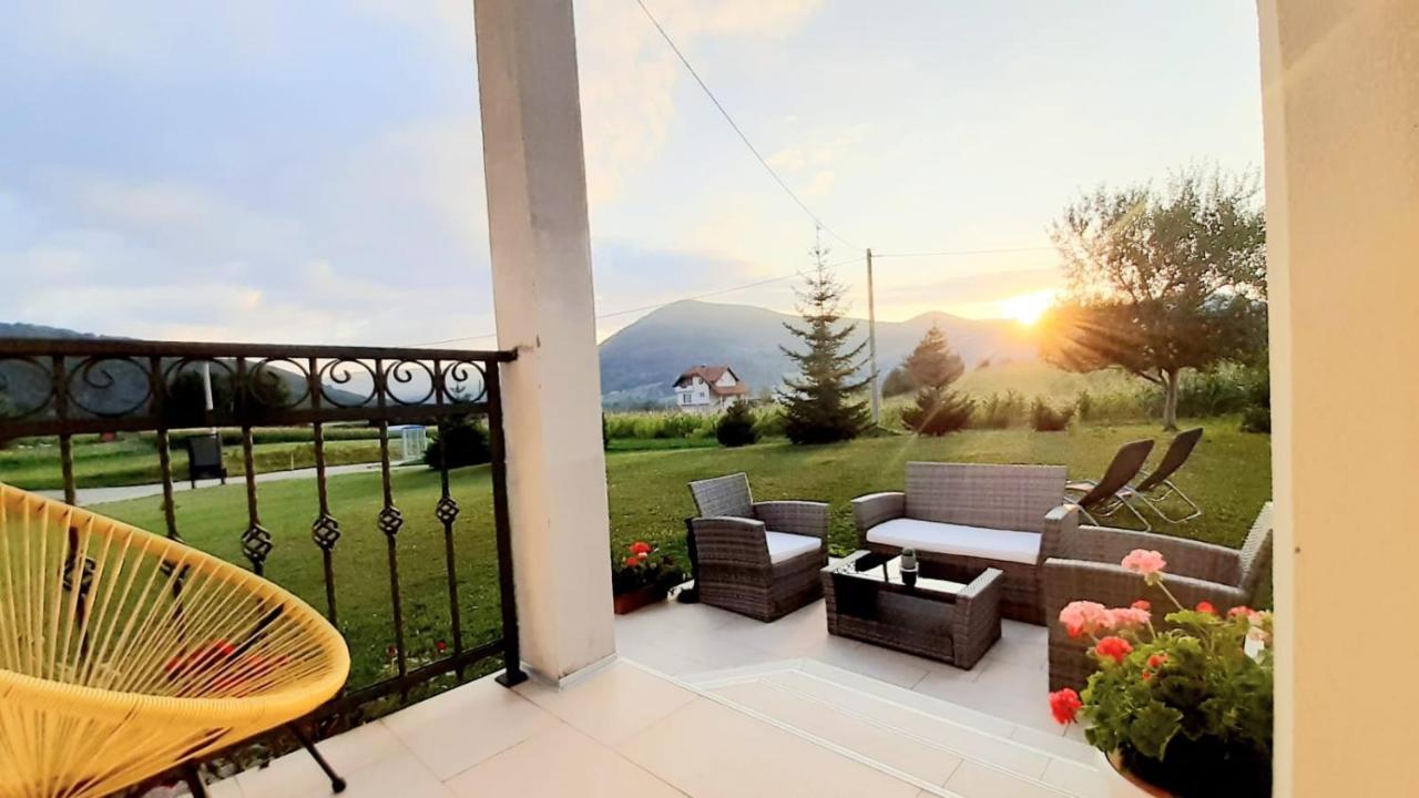 Apartment Golden Fields Smoljanac Εξωτερικό φωτογραφία