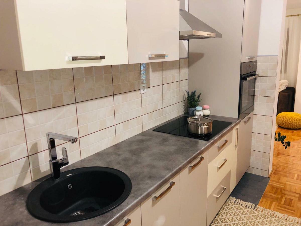 Apartment Golden Fields Smoljanac Εξωτερικό φωτογραφία