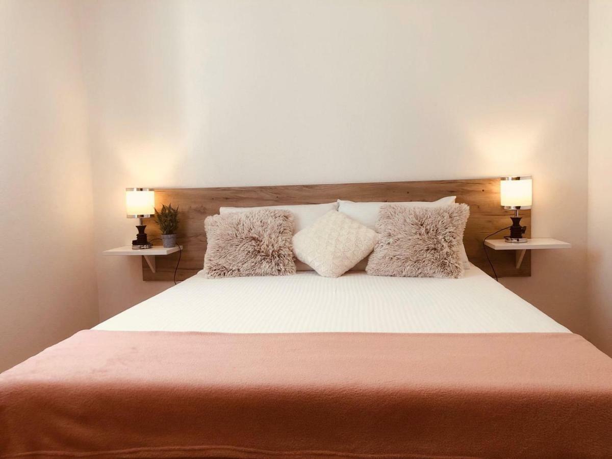 Apartment Golden Fields Smoljanac Εξωτερικό φωτογραφία