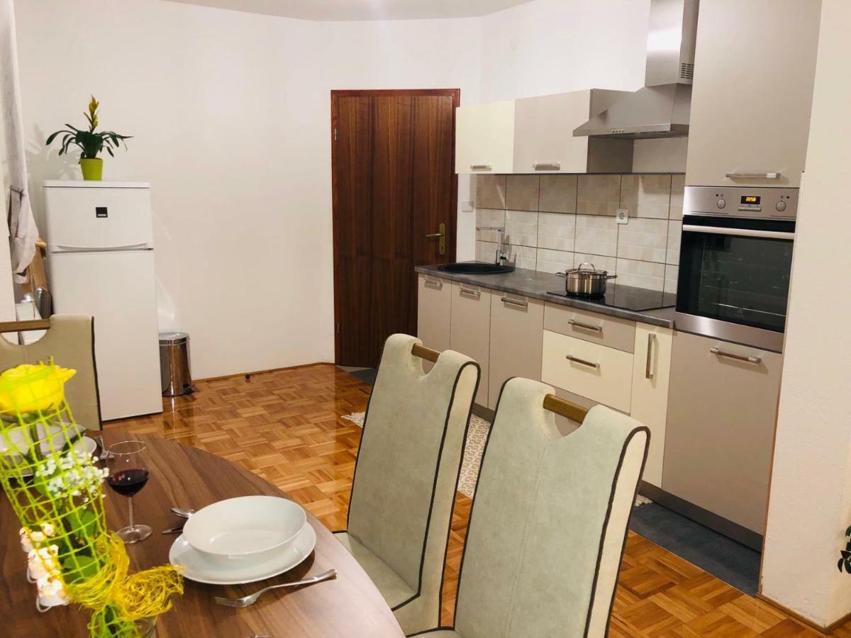 Apartment Golden Fields Smoljanac Εξωτερικό φωτογραφία