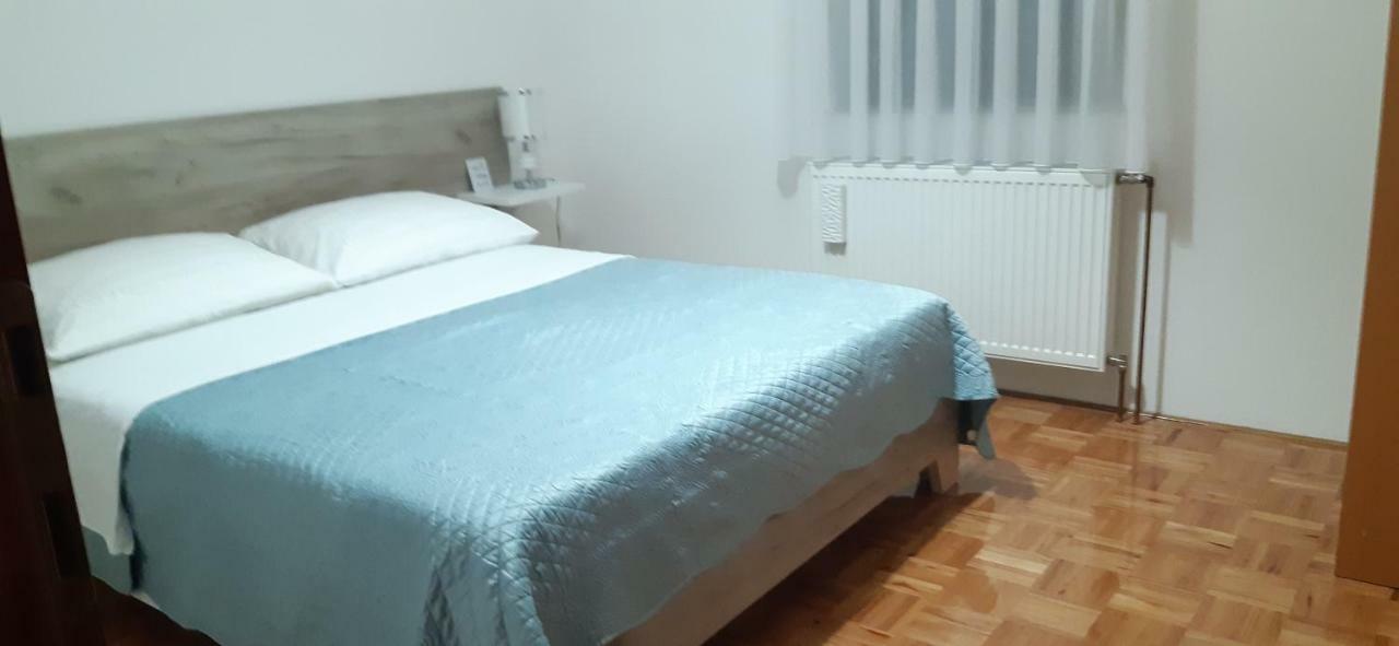 Apartment Golden Fields Smoljanac Εξωτερικό φωτογραφία
